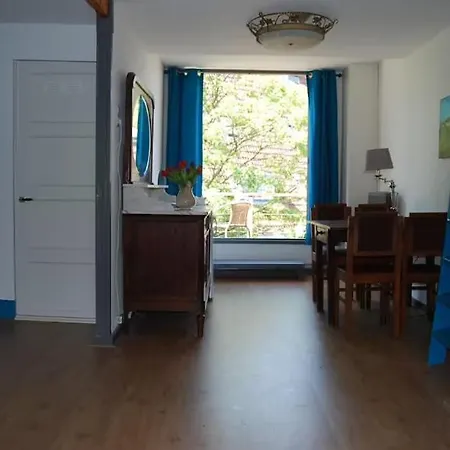 With Terras In Noord *