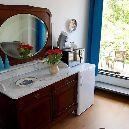 With Terras In Noord Lägenhet *