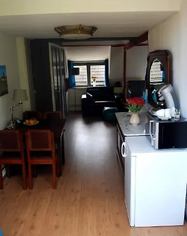 Appartement With Terras In Noord